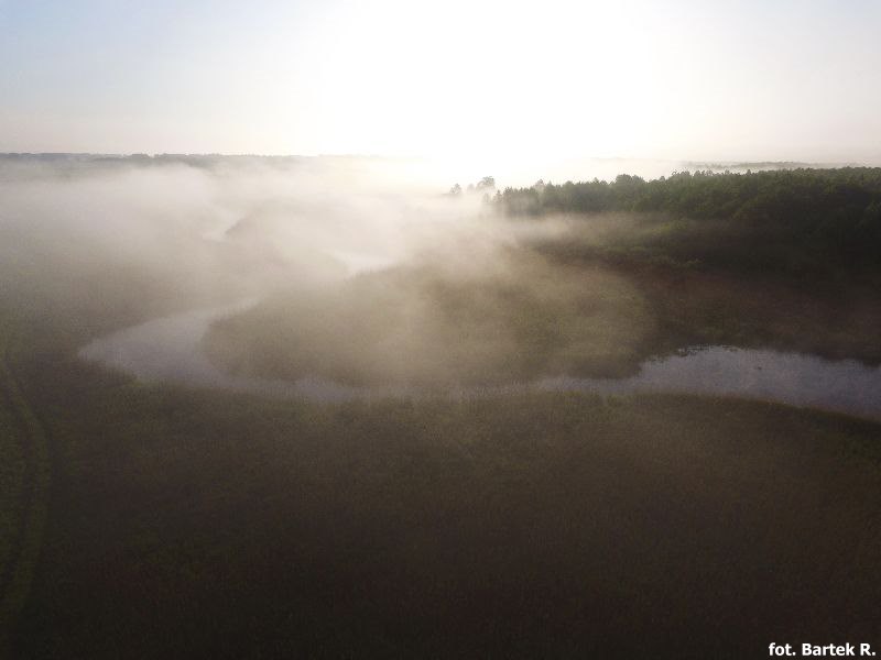 rzeka Biebrza z drona