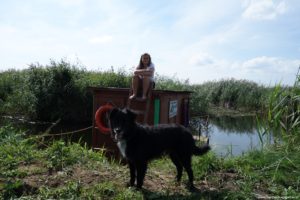 Spływ tratwą po Biebrzy Mauro przy tratwie