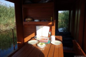 Śniadanie na tratwie